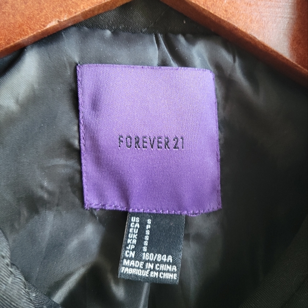 Forever 21 Quilted Vest - Size US S - Picture 5 of 6